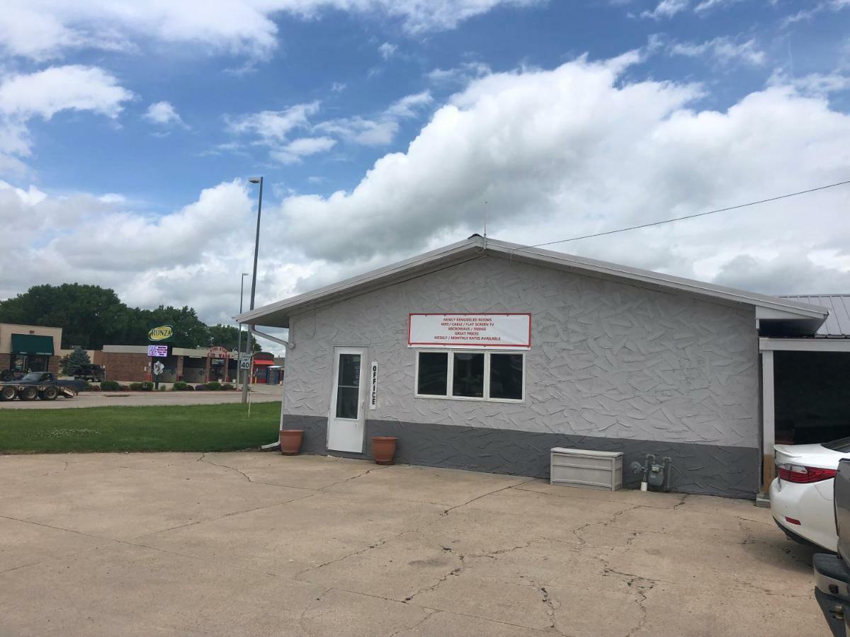 Gateway Motel Broken Bow Exterior photo